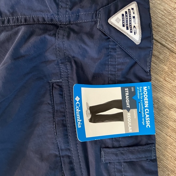 Women's PFG Aruba™ Roll Up Pants in Collegiate Navy Size 12 - Picture 12 of 12